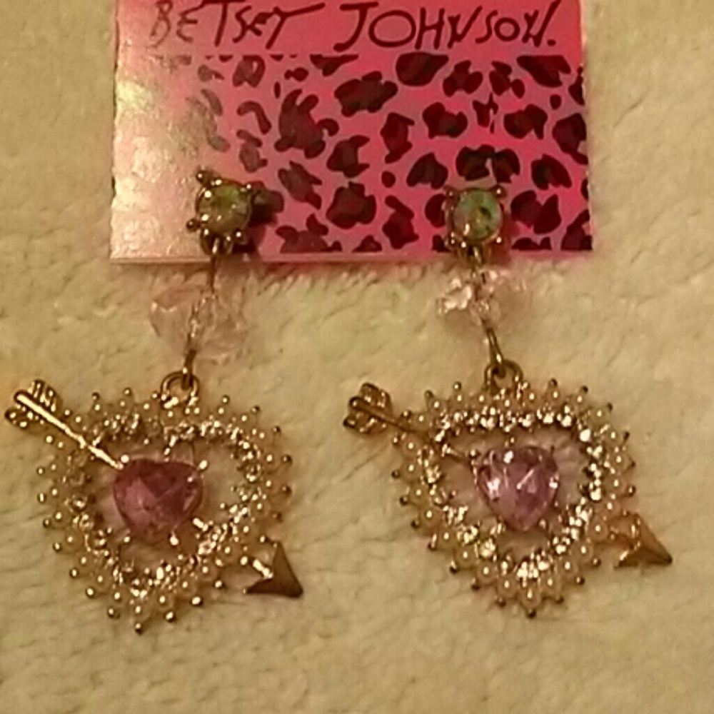 Heart Earring. In Love